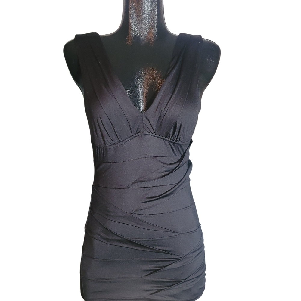 Nikibiki black sleeveless pleated bandage style bodycon dress M